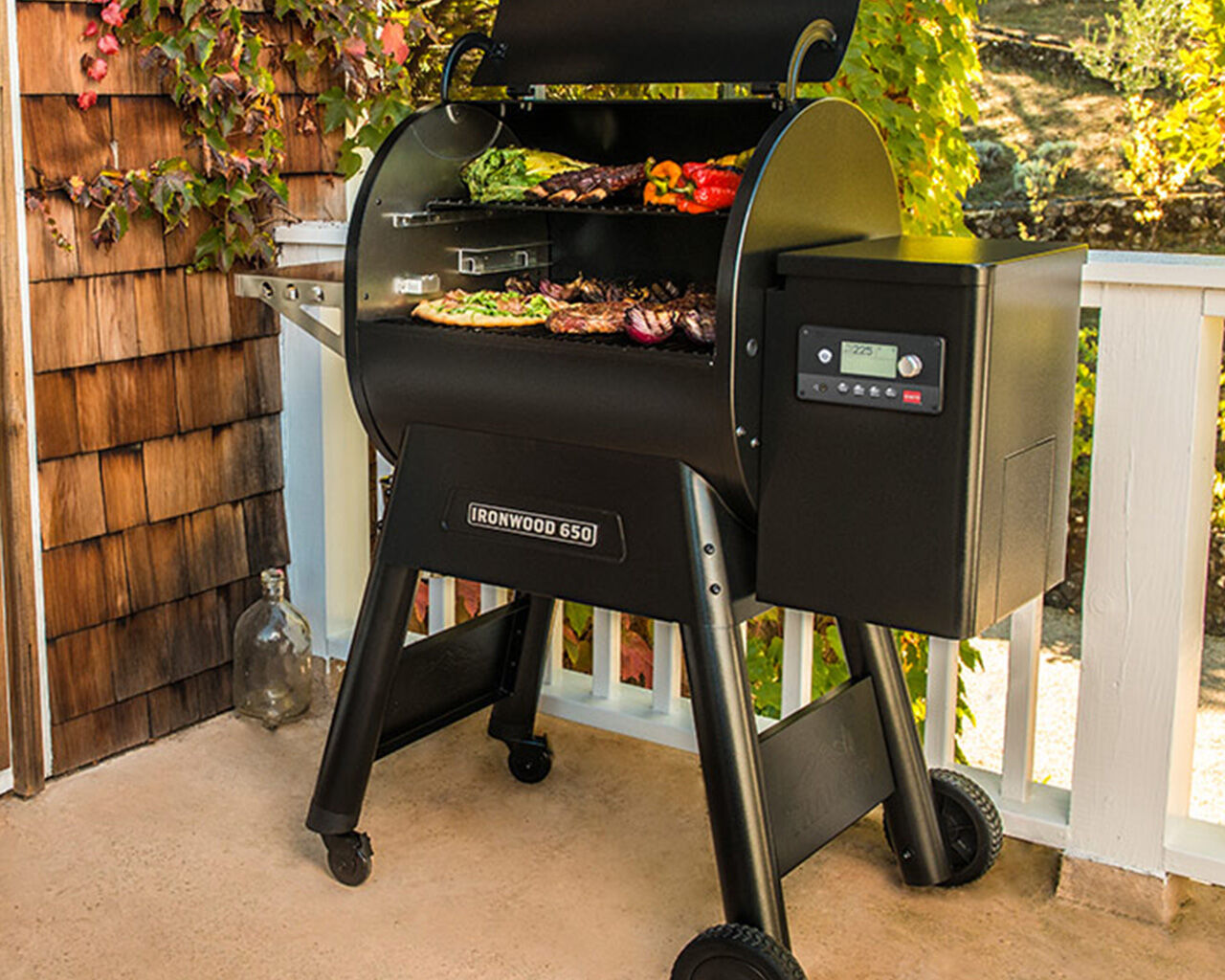 Ironwood 650 on sale pellet grill