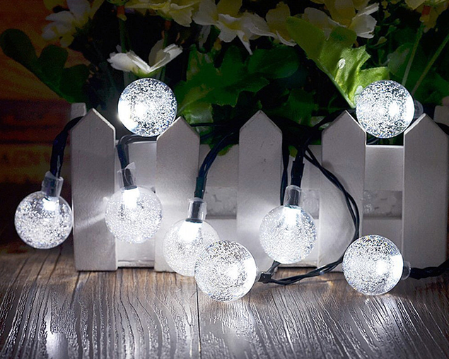 Solar string outlet ball lights