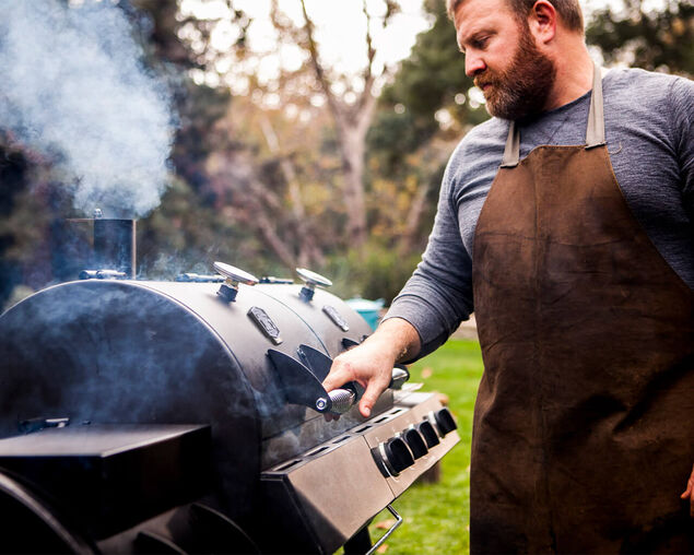 Oklahoma Joe’s Longhorn Combo Charcoal/Gas Smoker & Grill, , hi-res