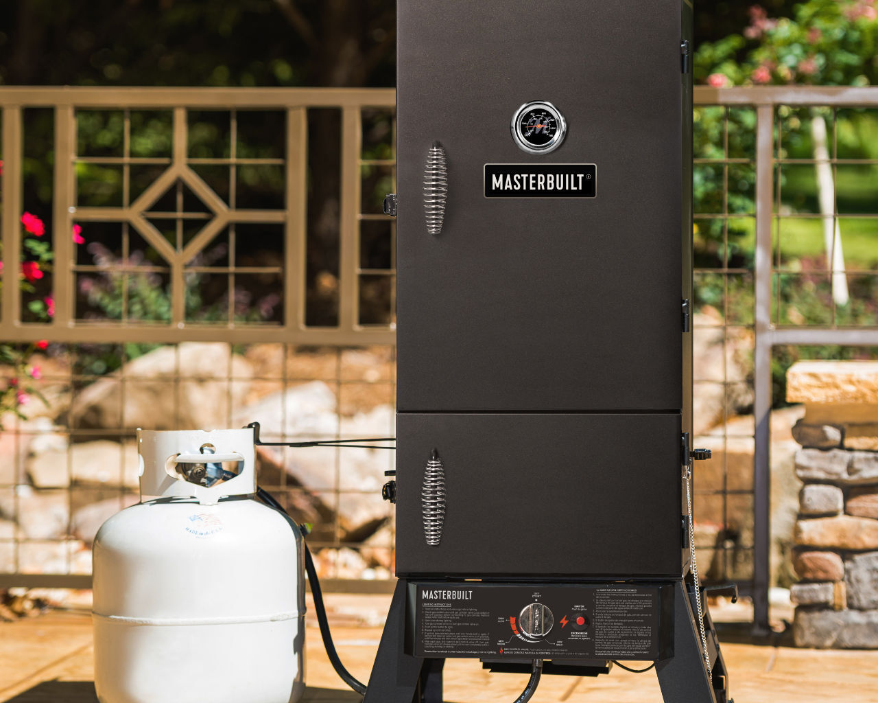 Masterbuilt gas smokehouse hot sale