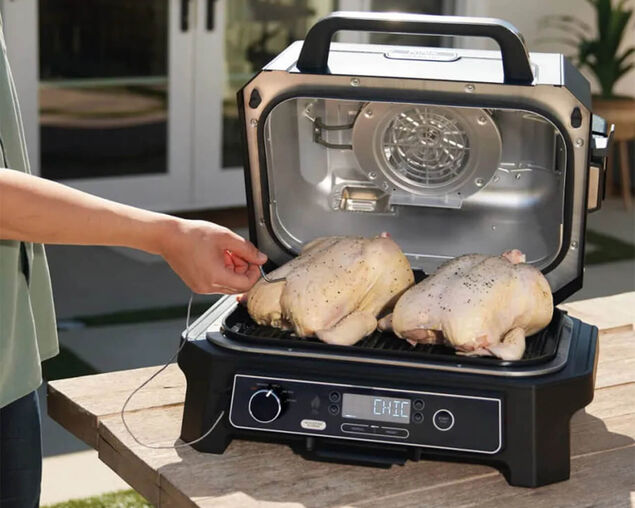 Ninja Woodfire Pro XL Outdoor Electric BBQ Grill & Smoker, , hi-res