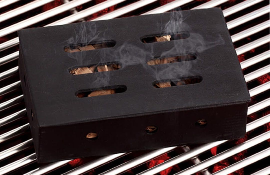 Cast store iron smoker