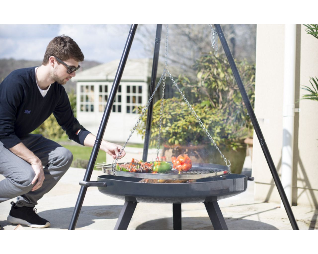 Tripod hanging grill clearance