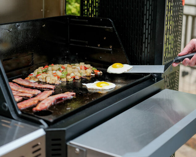 Masterbuilt Gravity Series®  800 Digital Charcoal BBQ and Smoker, , hi-res