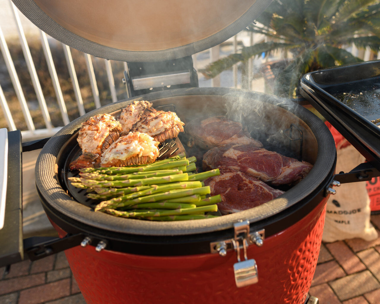 Kamado Joe Classic Joe BBQ On Cart Series III
