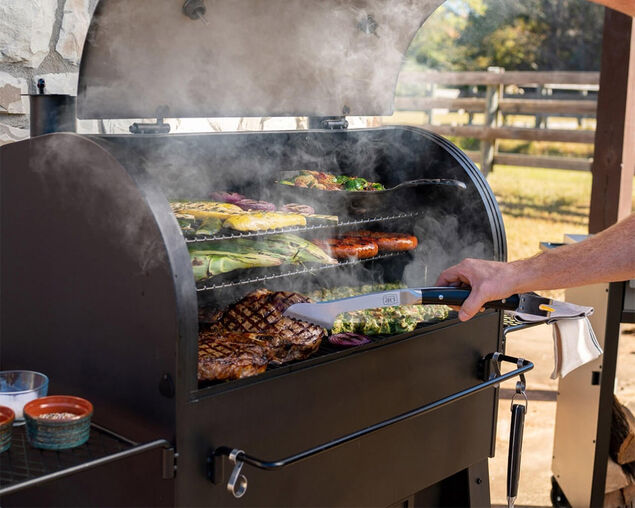 Oklahoma Joe's Marshal Black Centerbox Charcoal Smoker, , hi-res