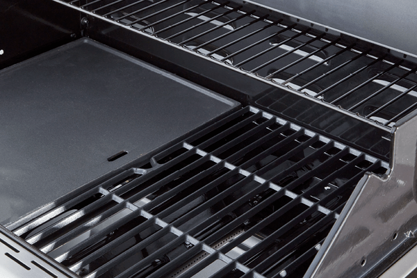 Split Grill & Hotplate Cooking Area