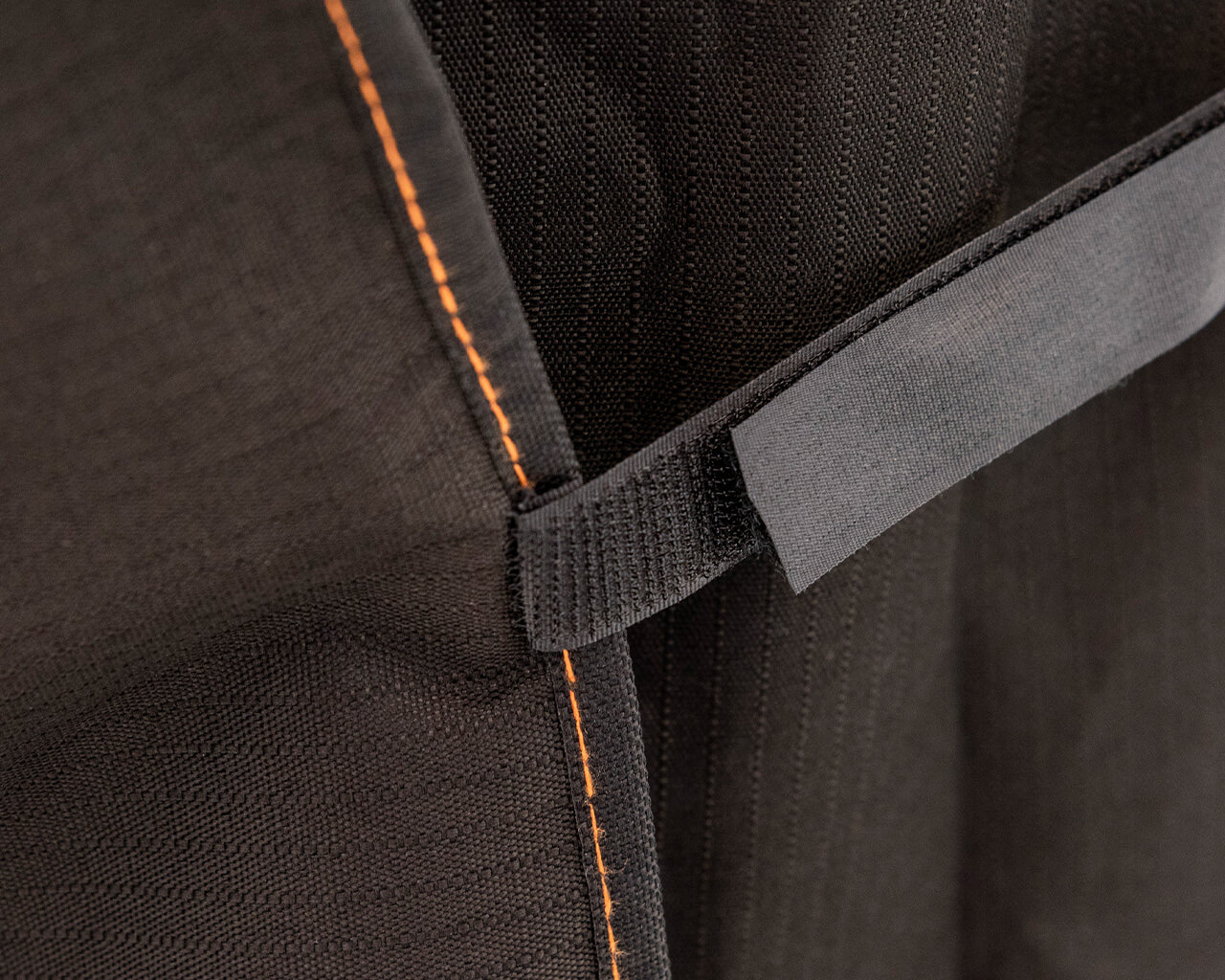 Buy Oklahoma Joe’s Longhorn Combo Smoker & Grill Cover at Barbeques Galore.