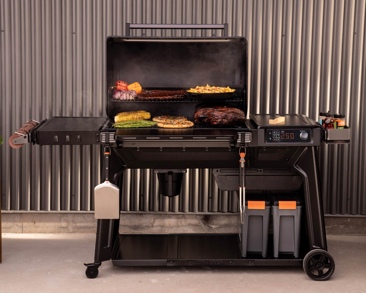 Traeger Woodridge Pro Pellet Grill & Smoker, , hi-res image number null